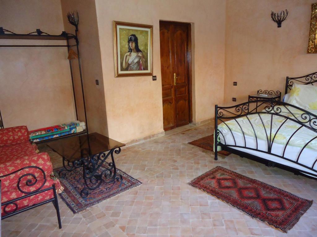 Hotel Riad L' Arganier D' Or Aït el Rhazi Esterno foto